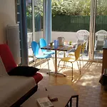 Lara 6 - Grand T2 Terrasse Loggia - Wc Indep - Parking - Quartier Calme Entre Centre-port Et Ile Des Loisirs Richelieu * Агд