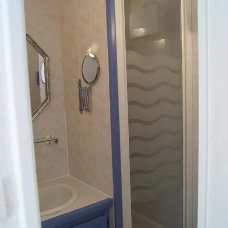 Apartmán Lara 6 - Grand T2 Terrasse Loggia - Wc Indep - Parking - Quartier Calme Entre Centre-port Et Ile Des Loisirs Richelieu *