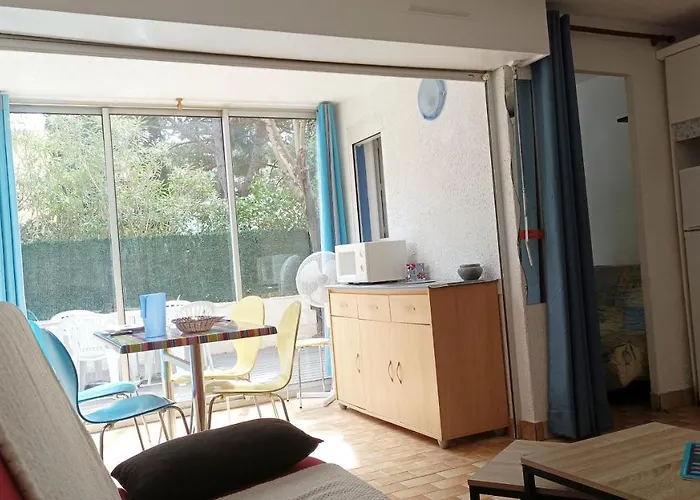 Apartamento Lara 6 - Grand T2 Terrasse Loggia - Wc Indép - Parking - Quartier Calme Entre Centre-port Et île Des Loisirs Richelieu Agde